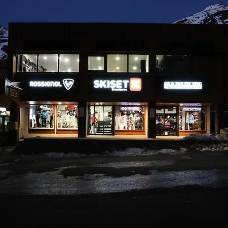Apartment Trois Vallees - 2 Pieces 6 Pers. Avec Vue Exceptionnelle Mae-7501